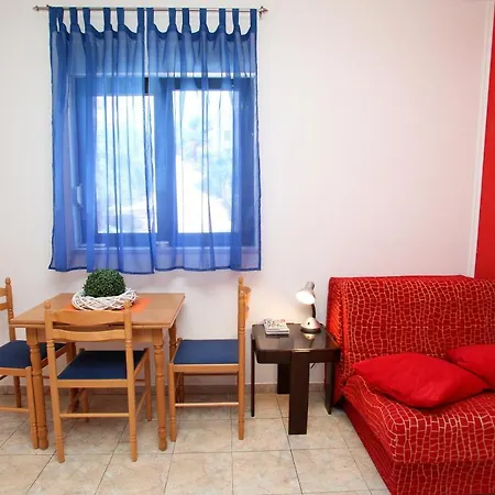 Pansion Ruzica فندق مبيت وإفطار